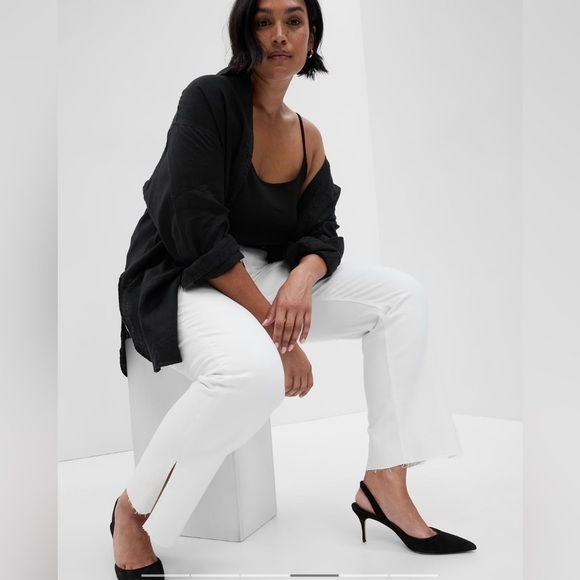 GAP Denim - Women’s Gap 90s loose mid rise white jeans 20